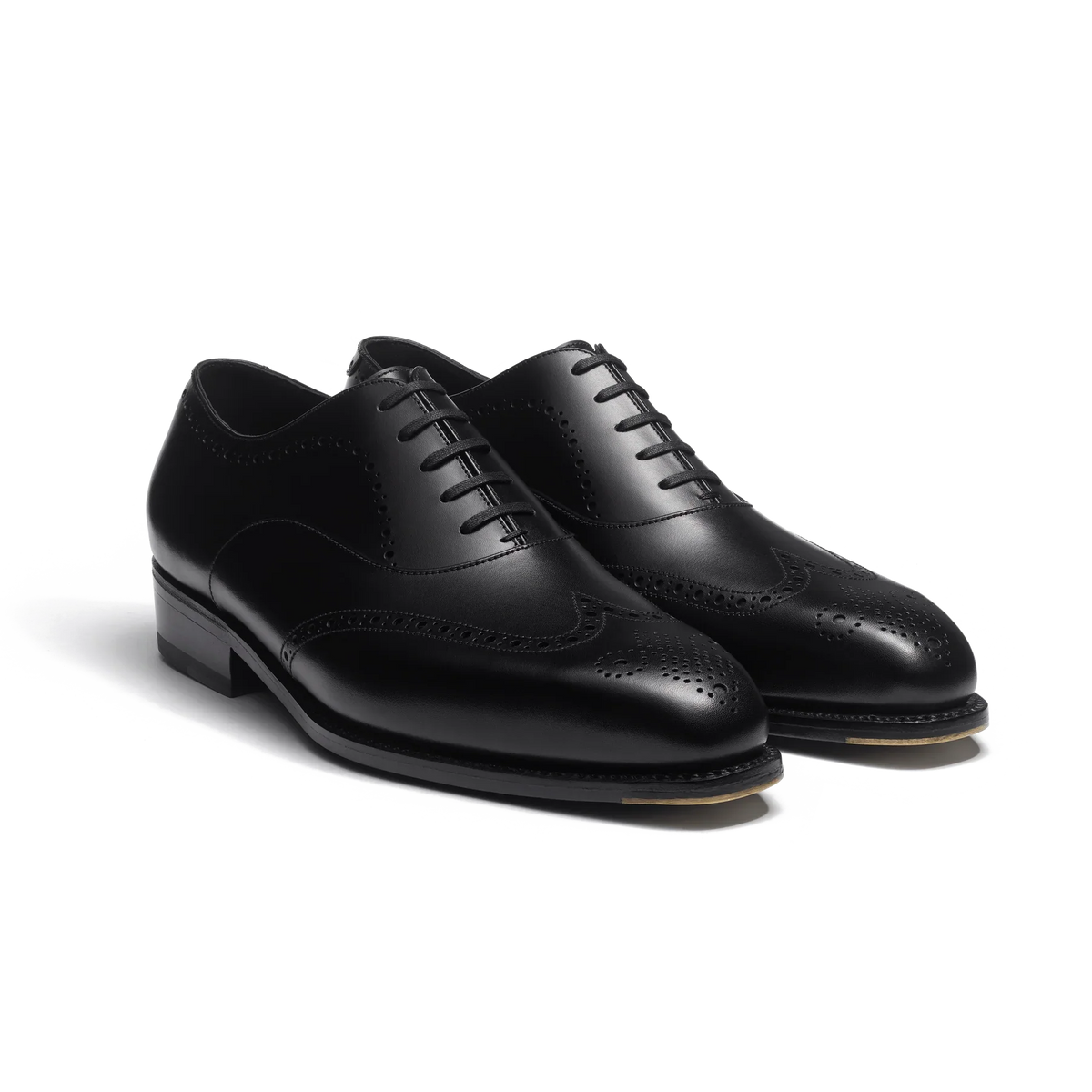 J.M. Weston Fusain Richelieus Perforés en Cuir de Veau Box Noir