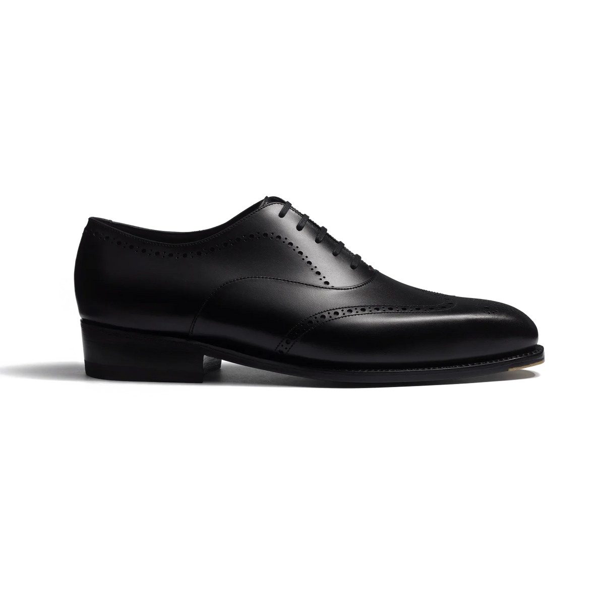 J.M. Weston Fusain Richelieus Perforés en Cuir de Veau Box Noir