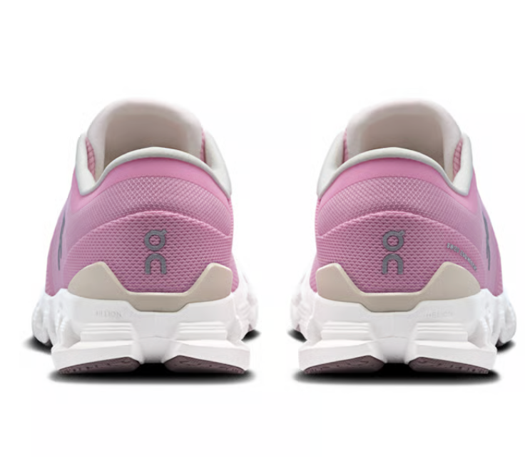 de fitness On Cloud X 4 "Petal & Sand"