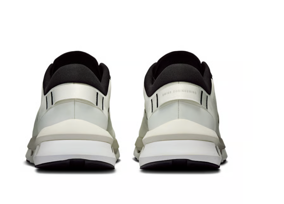 Baskets On Cloudzone "Ice & Black