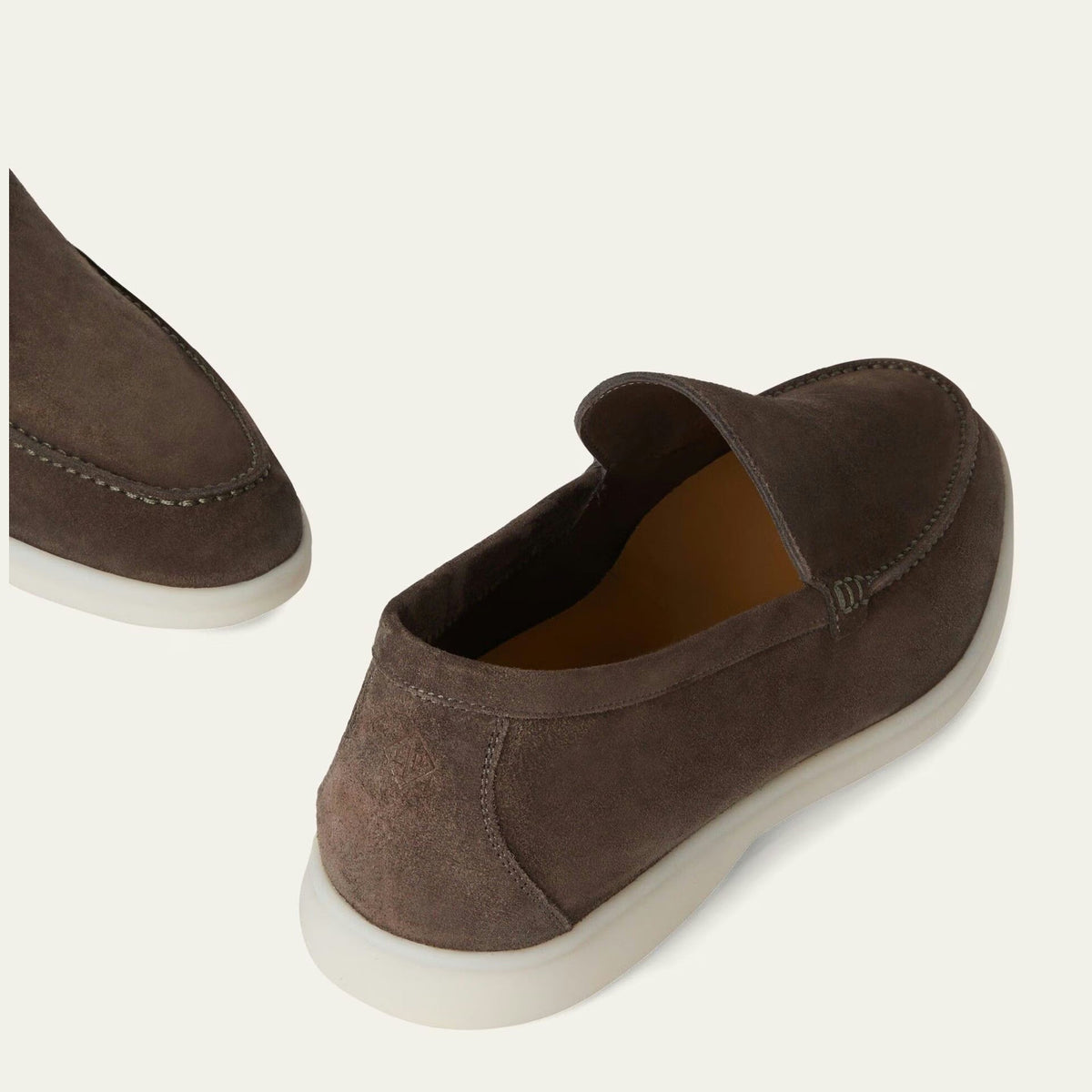 Loro Piana Summer Walk Mocassins en Cuir Suédé Marron