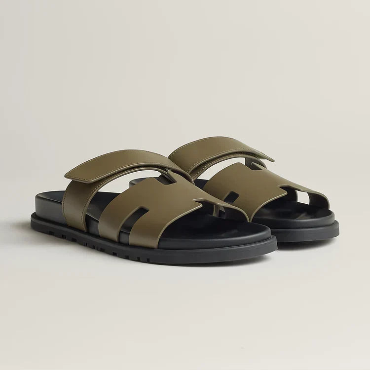 Hermès Chypre Sandales en Cuir de Chèvre Olive