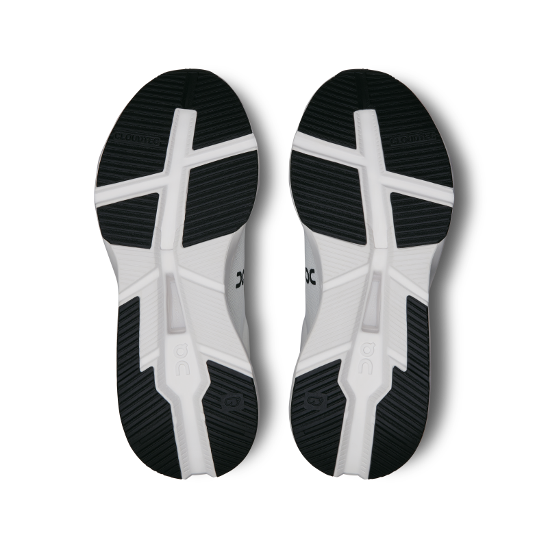 On Cloudnova X "White & Black" – vue 3