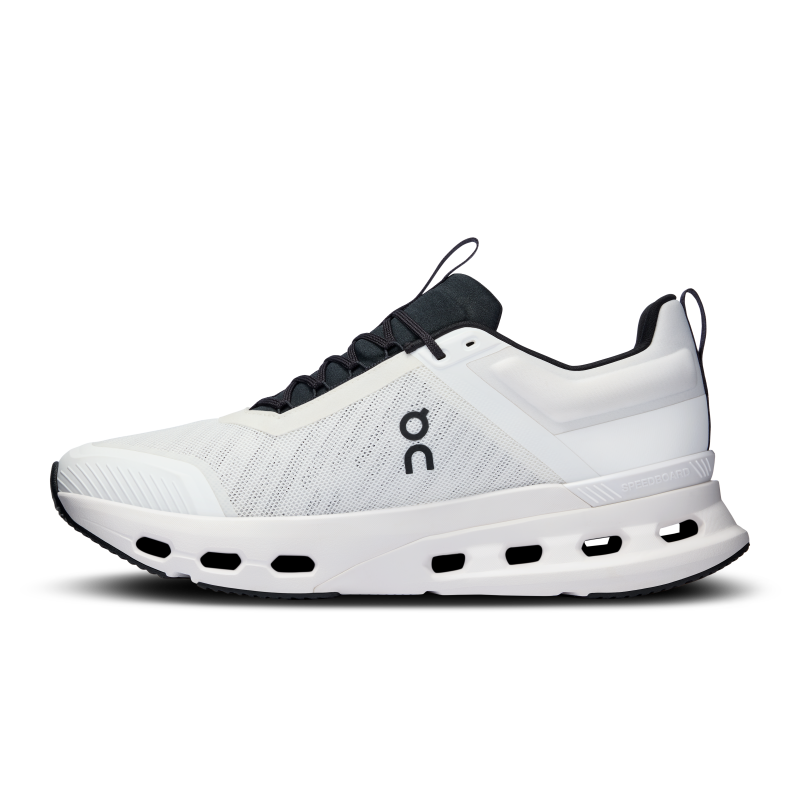 On Cloudnova X "White & Black" – vue 4