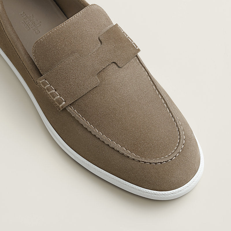 Hermès Job Mocassins en Veau Velours Étoupe