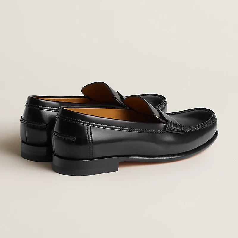Hermès Kennedy Mocassins en Veau Glacé Noir Brillant
