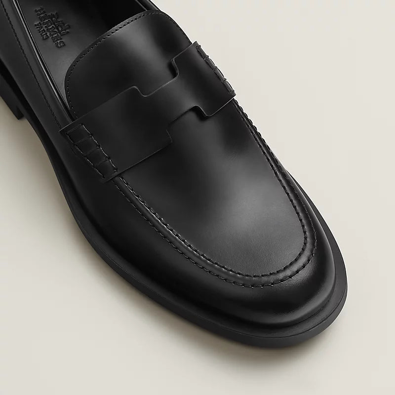 Hermès Lyde Mocassins en Veau Glacé Noir