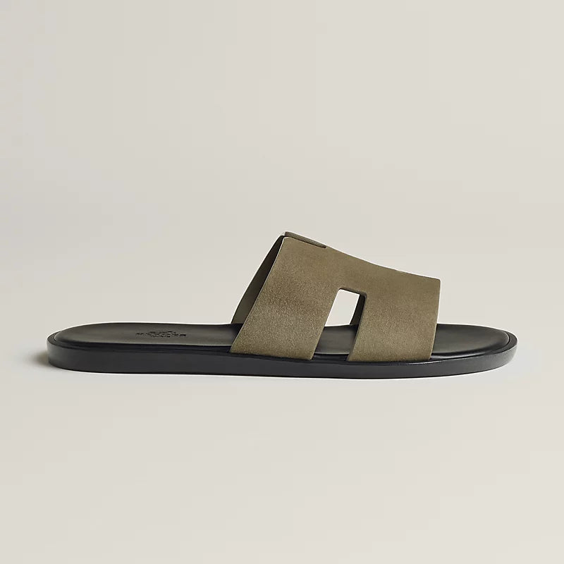 Hermès Izmir Sandales en Chèvre Velours Vert Toundra