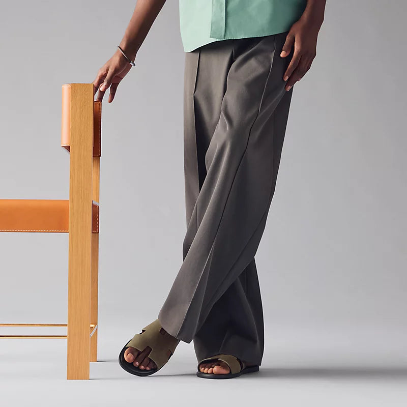 Hermès Izmir Sandales en Chèvre Velours Vert Toundra